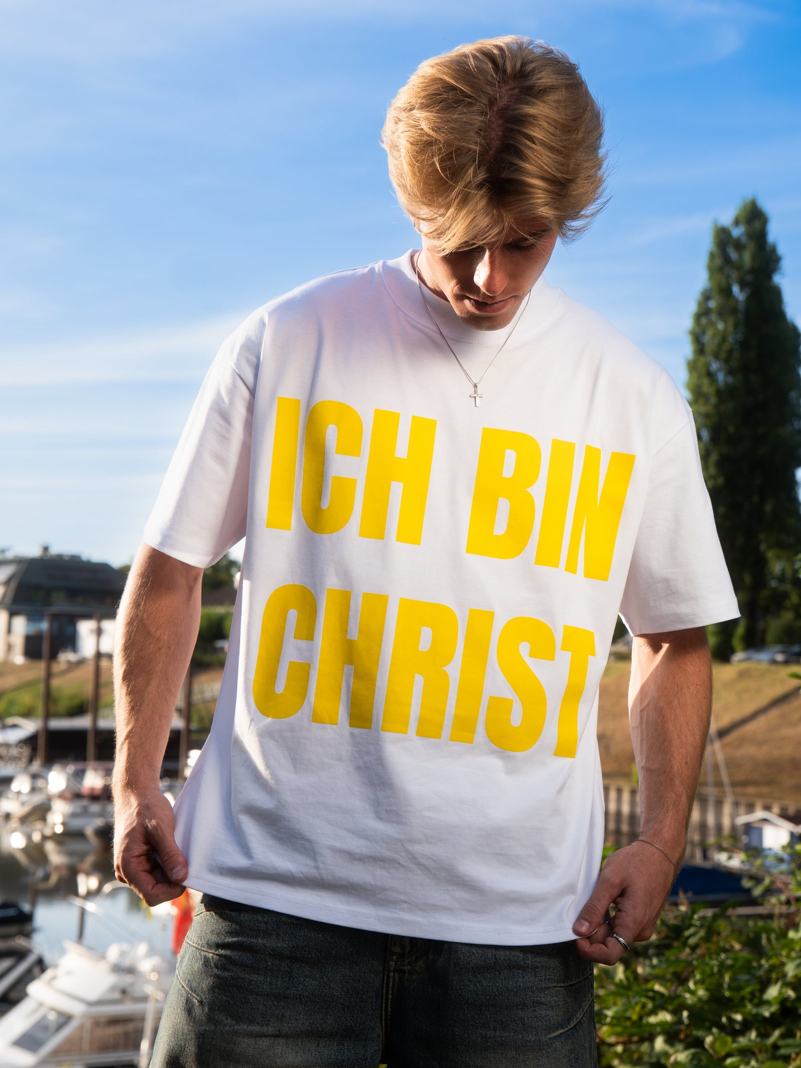 ICH BIN CHRIST TEE "WHITE/YELLOW"